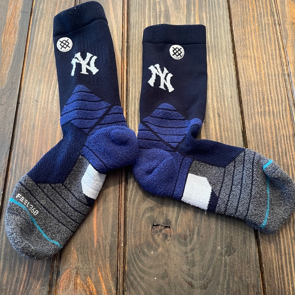 Yankees Logo Kids ski athletic socks  M